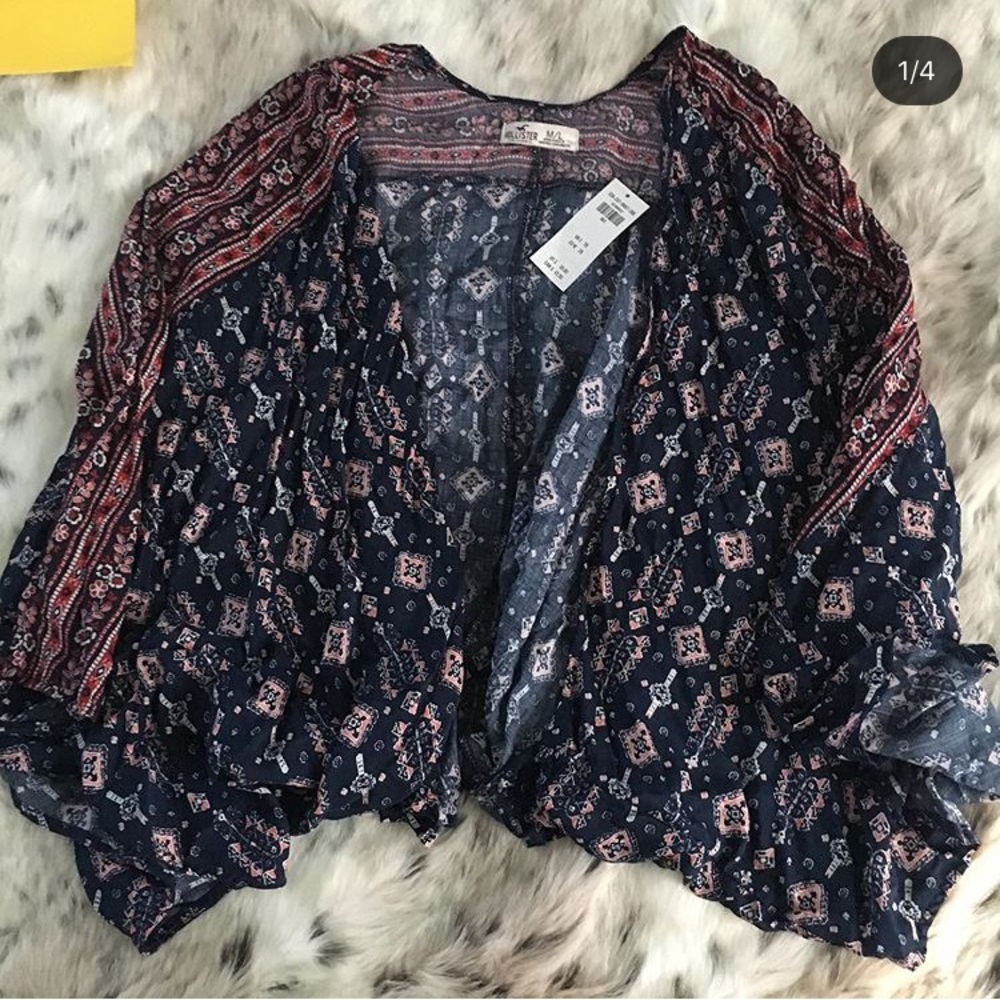 NWT hollister cardigan